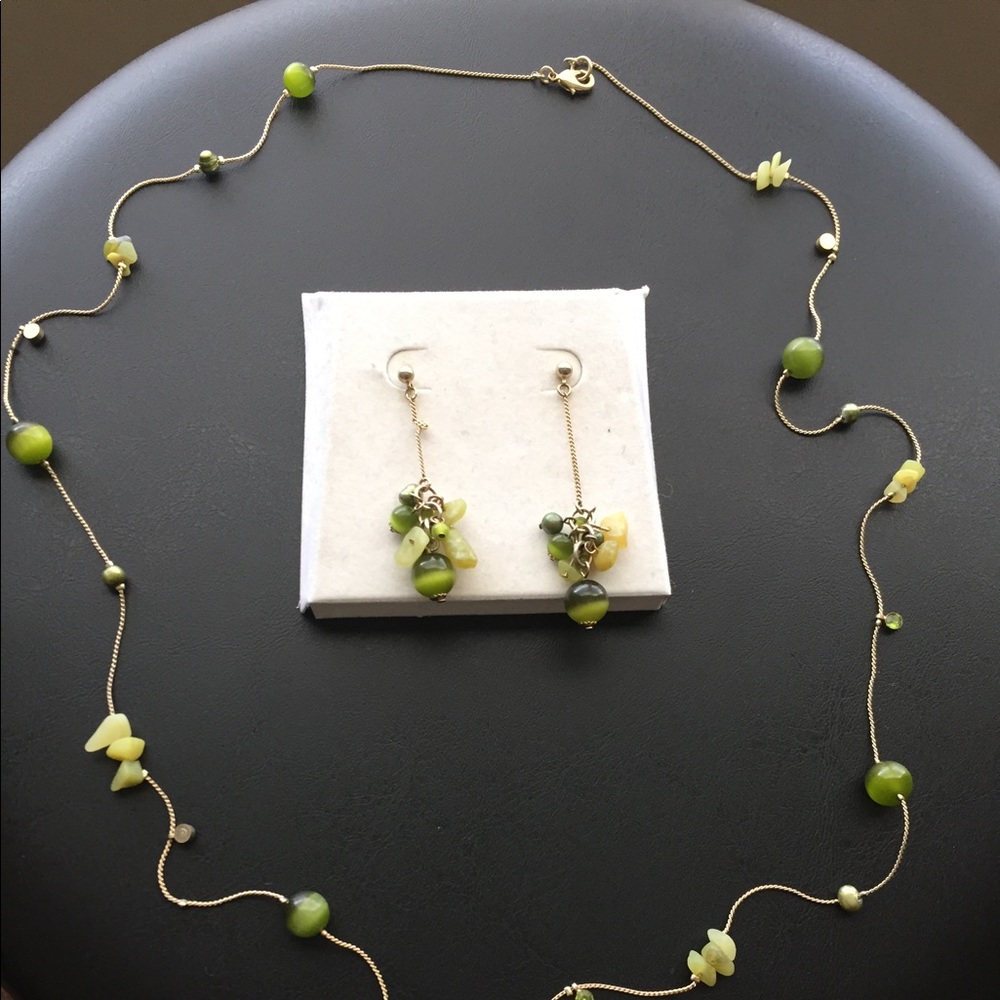 Green and gold necklace with matching earrings